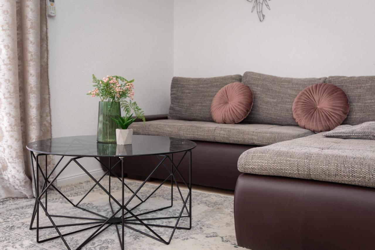 Apartment Antoni 2 โปดสตรานา ภายนอก รูปภาพ